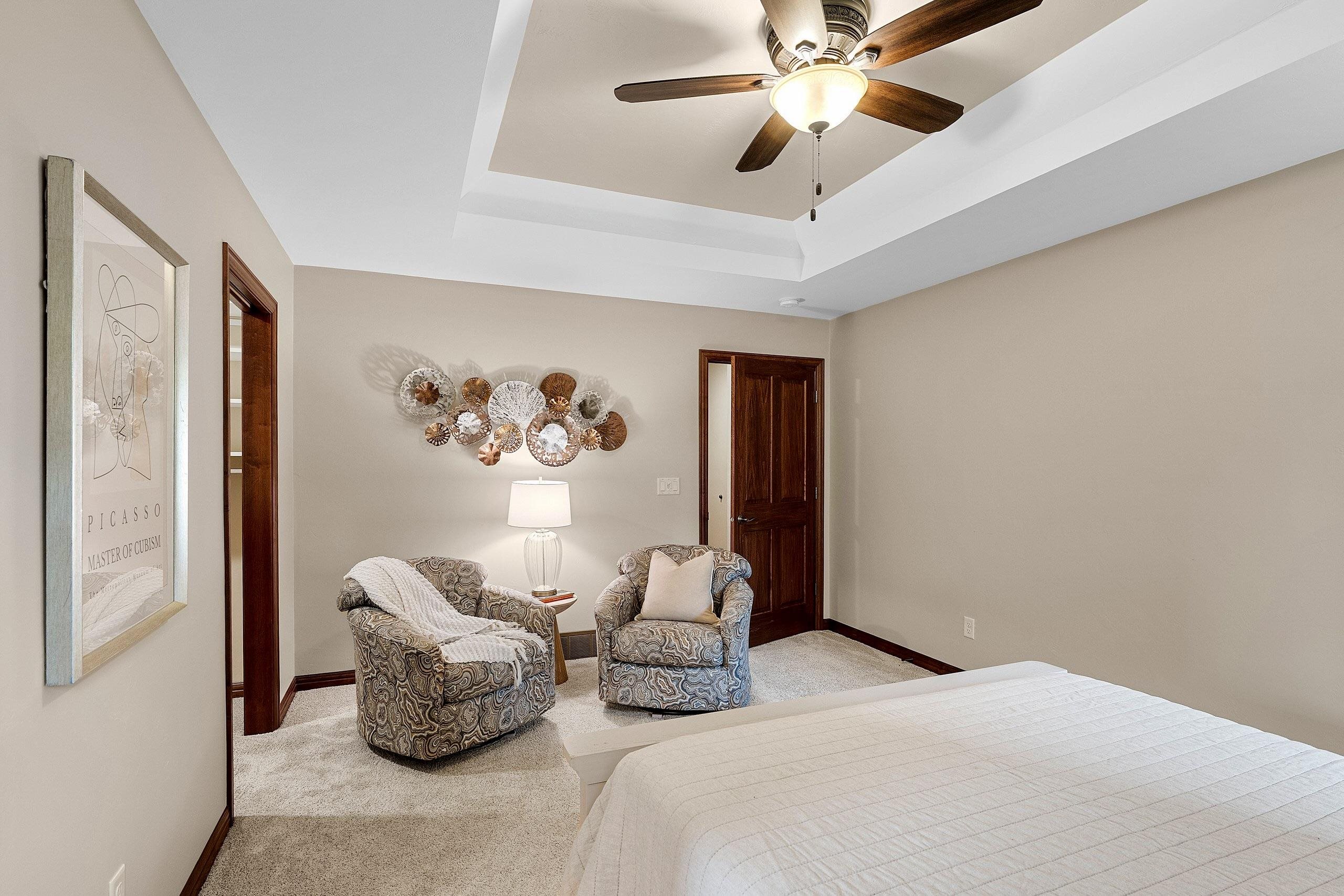 1004 HEYERDAHL Heights