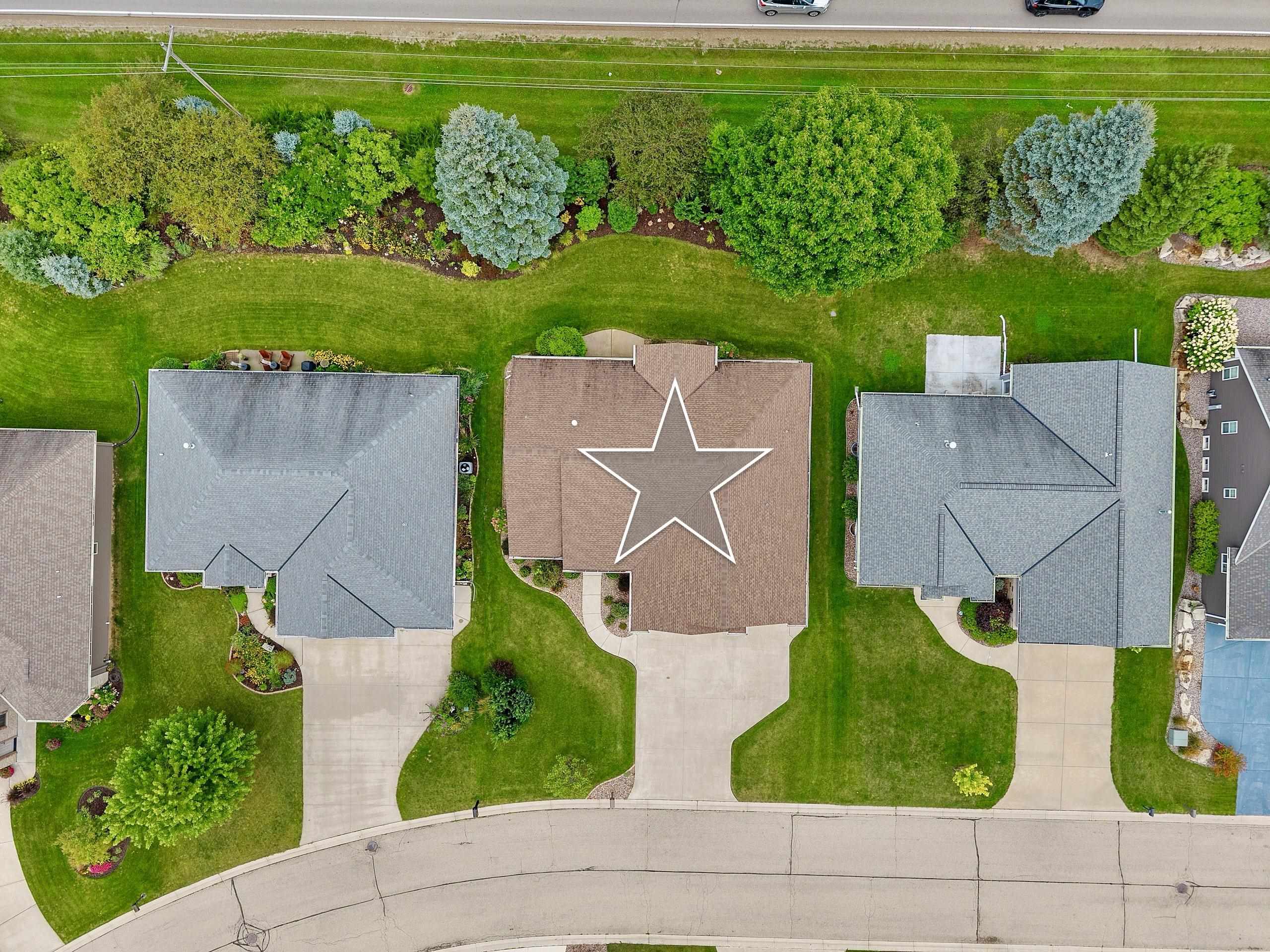1004 HEYERDAHL Heights