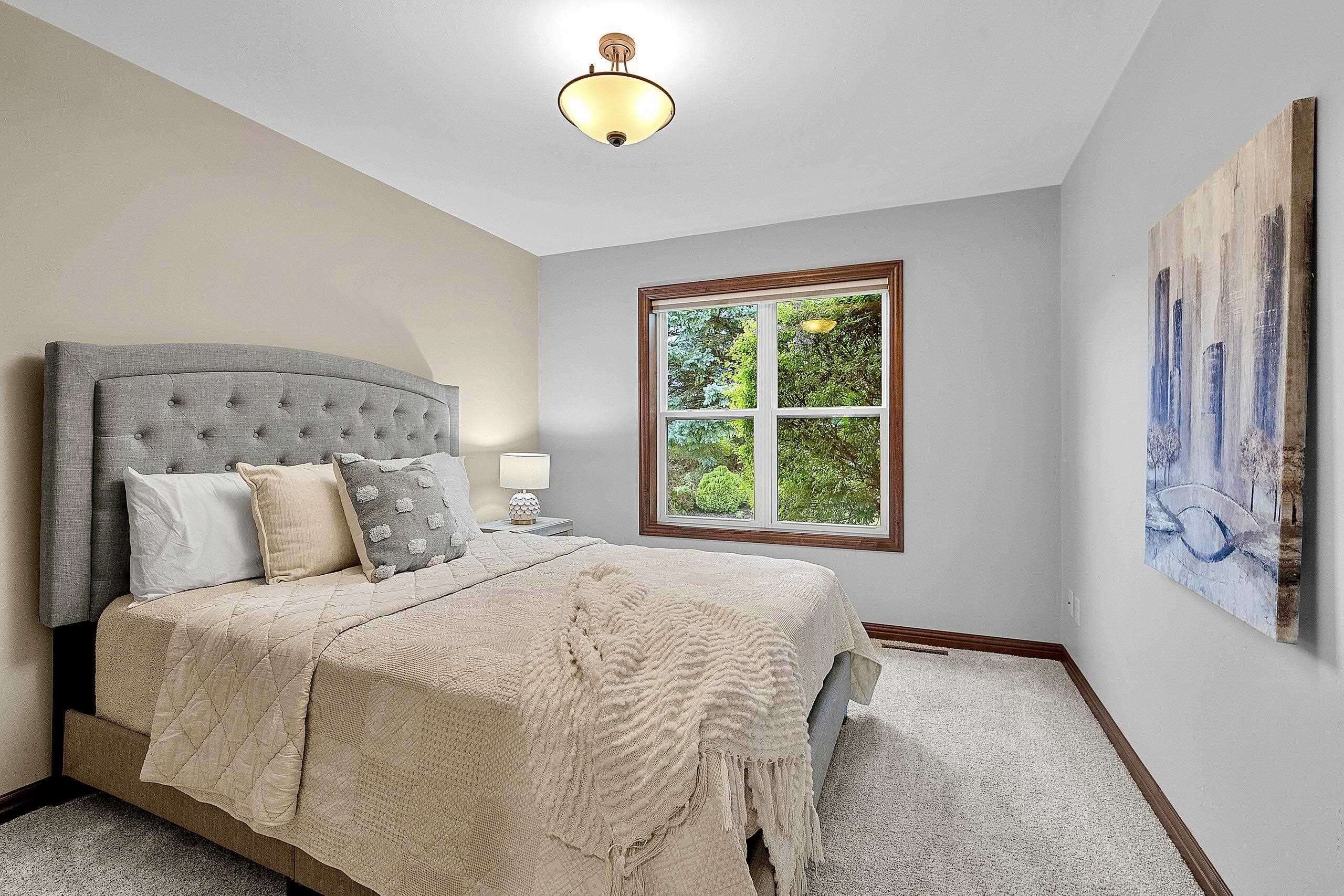 1004 HEYERDAHL Heights