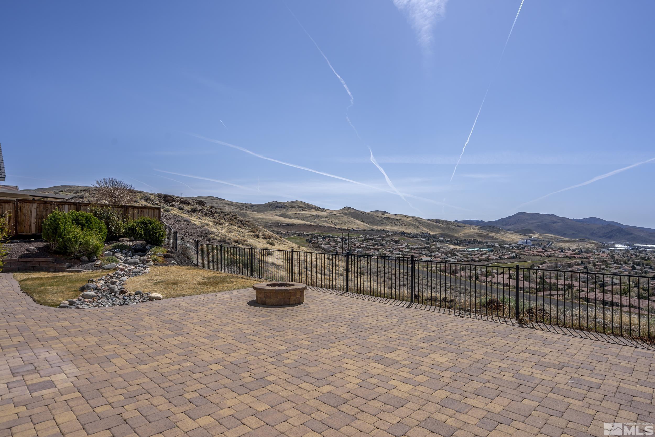 2255 Isabella Court