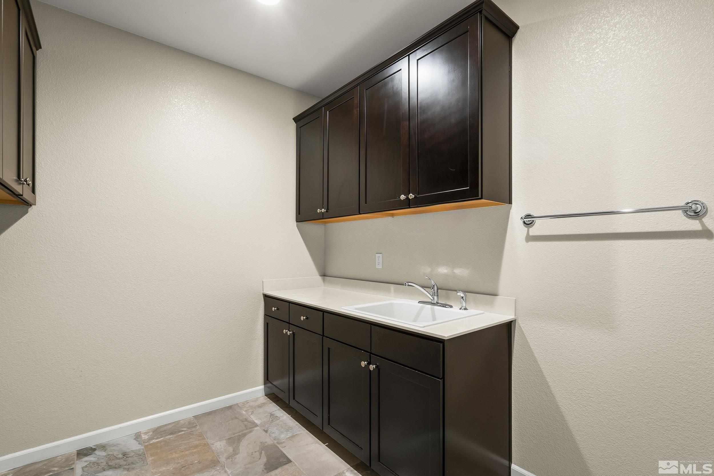 2255 Isabella Court
