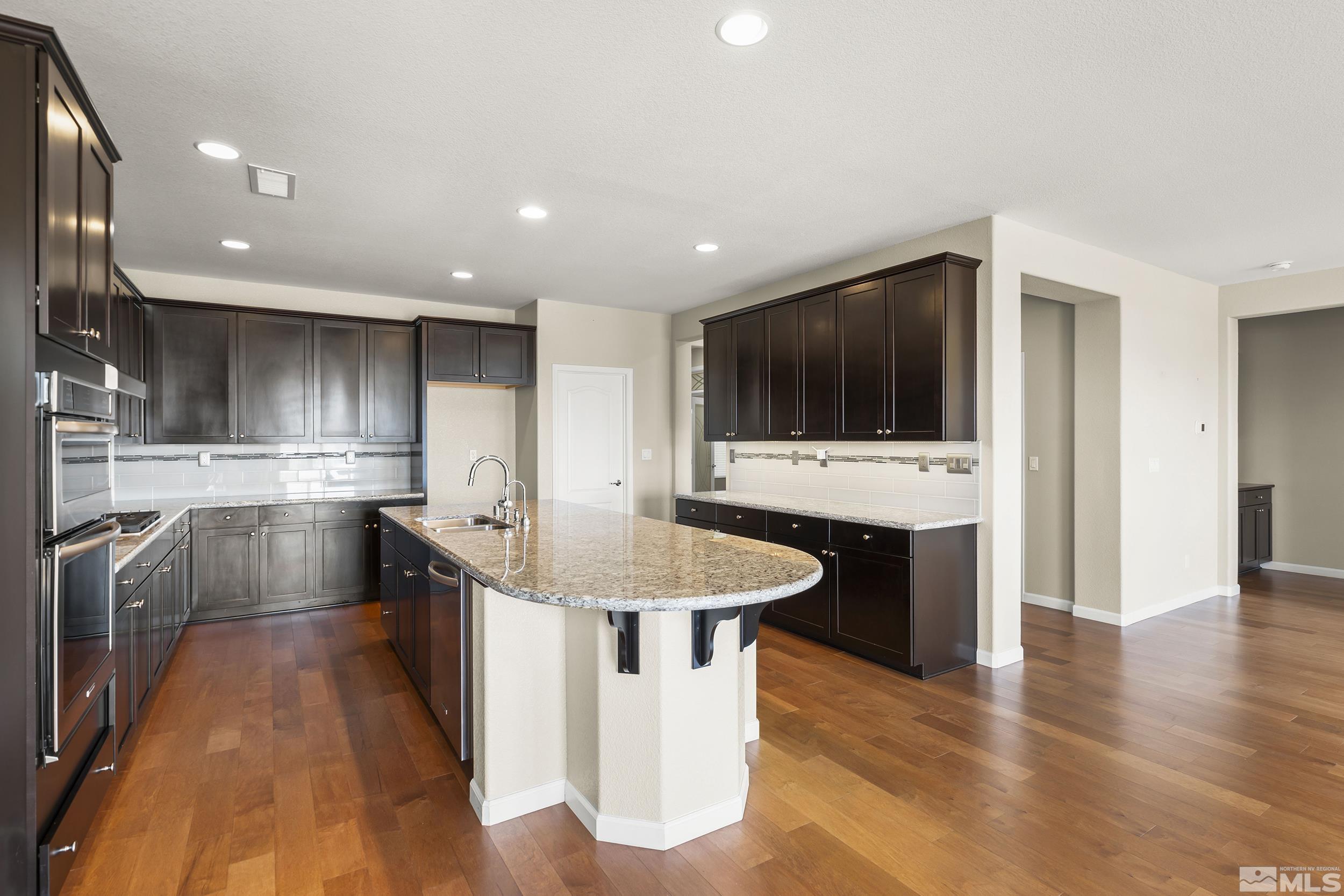 2255 Isabella Court