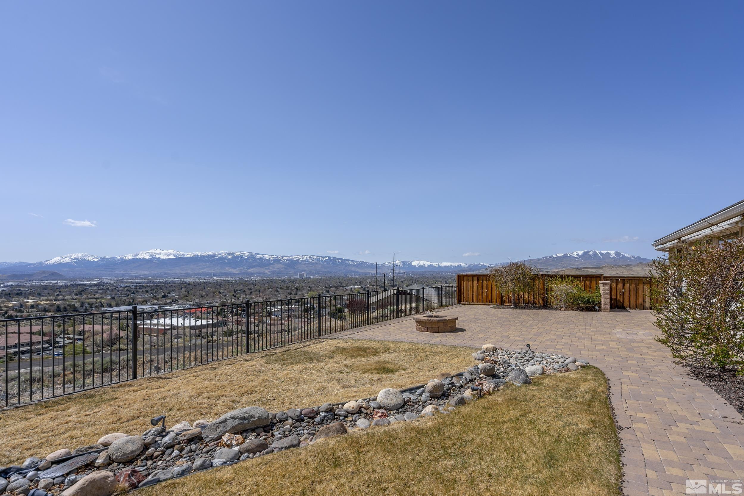 2255 Isabella Court