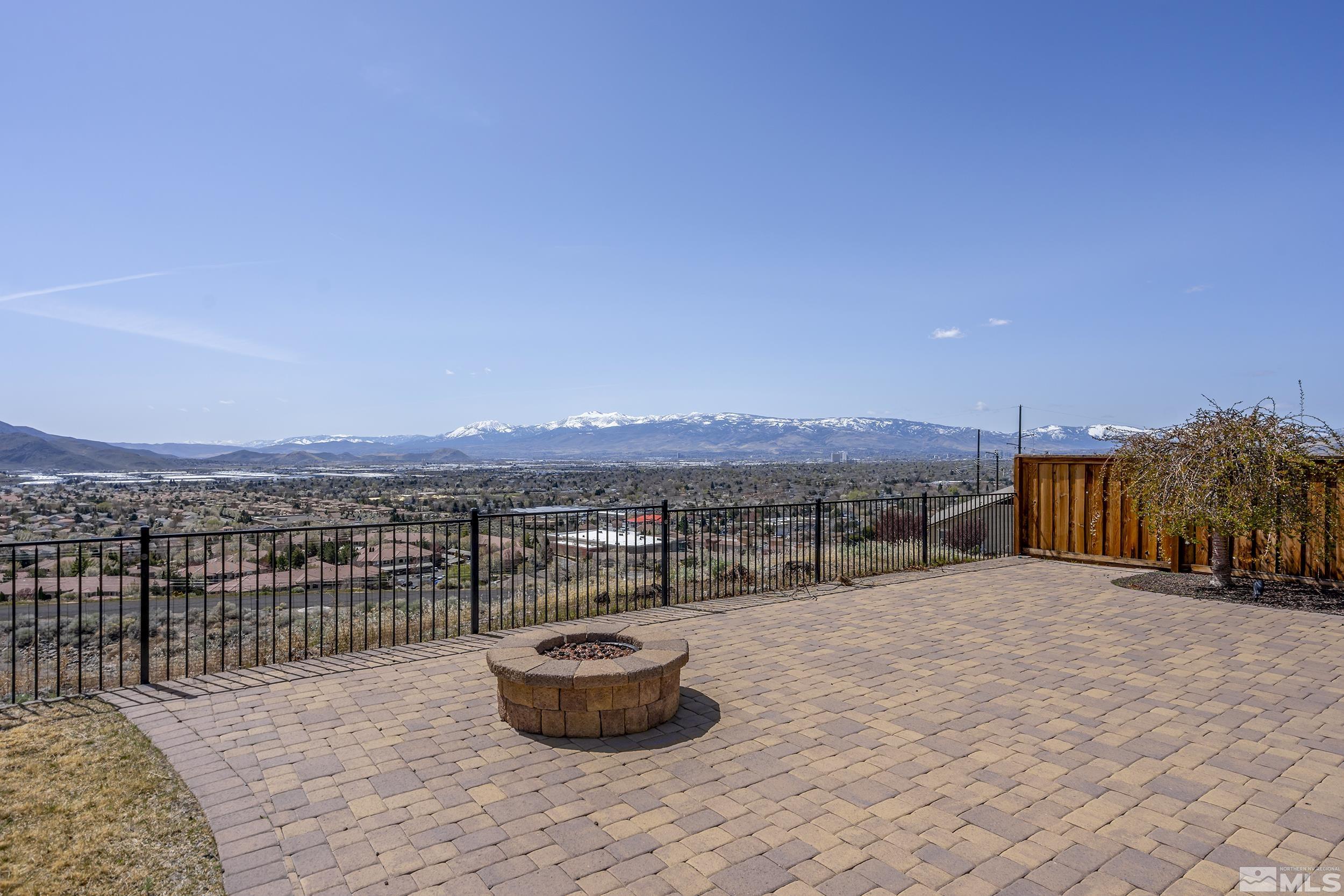 2255 Isabella Court