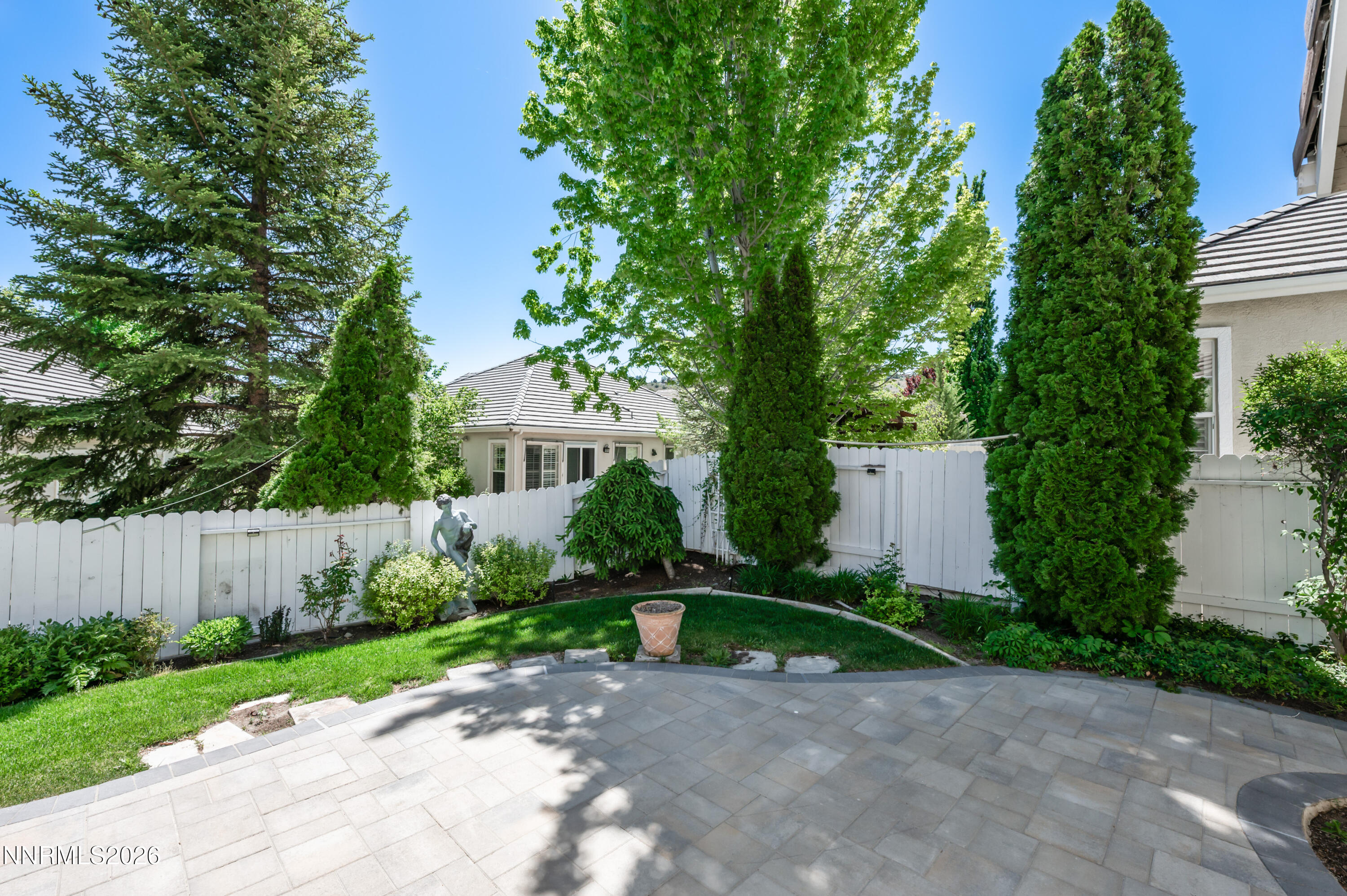 1094 Waverly Drive
