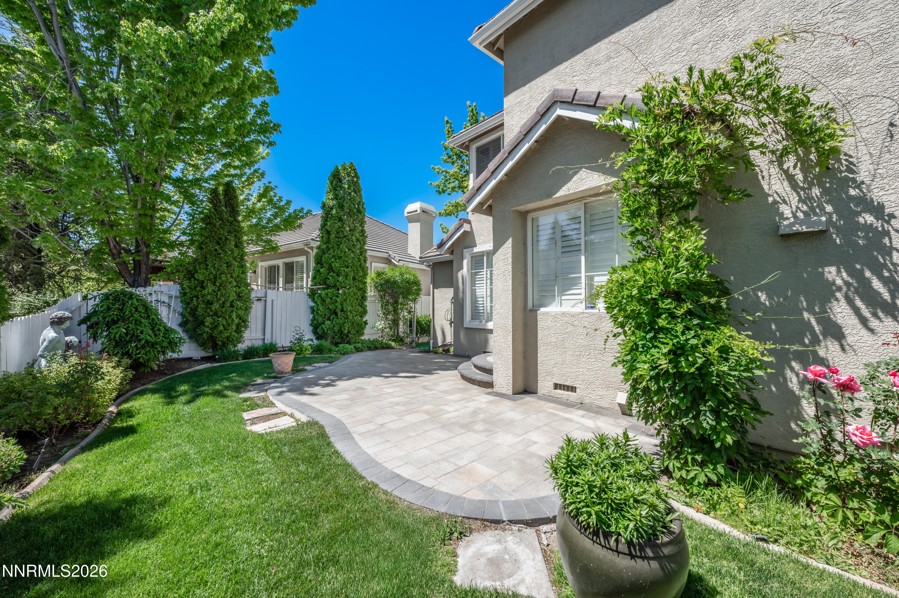 1094 Waverly Drive