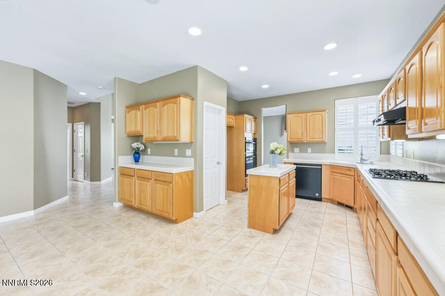 1094 Waverly Drive