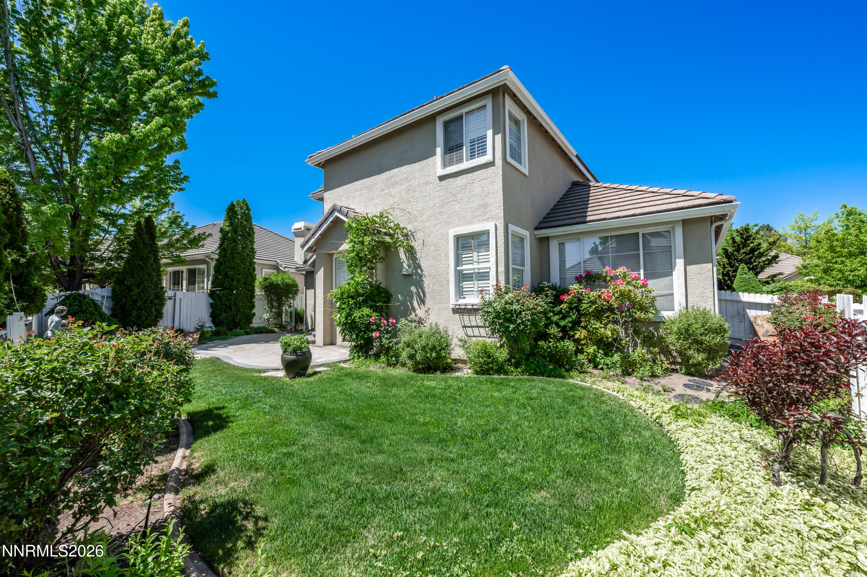 1094 Waverly Drive