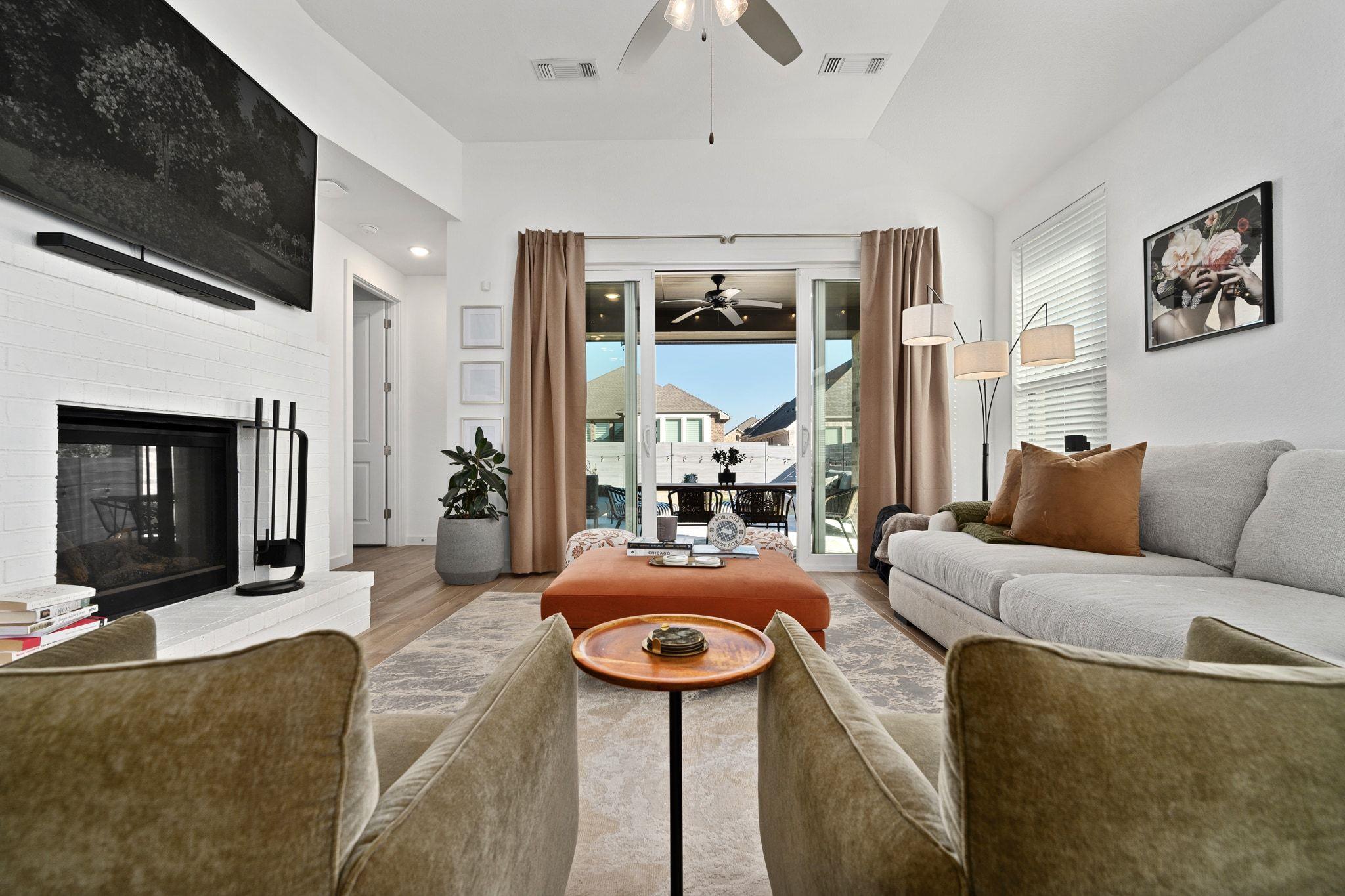 1201 Highcrest
