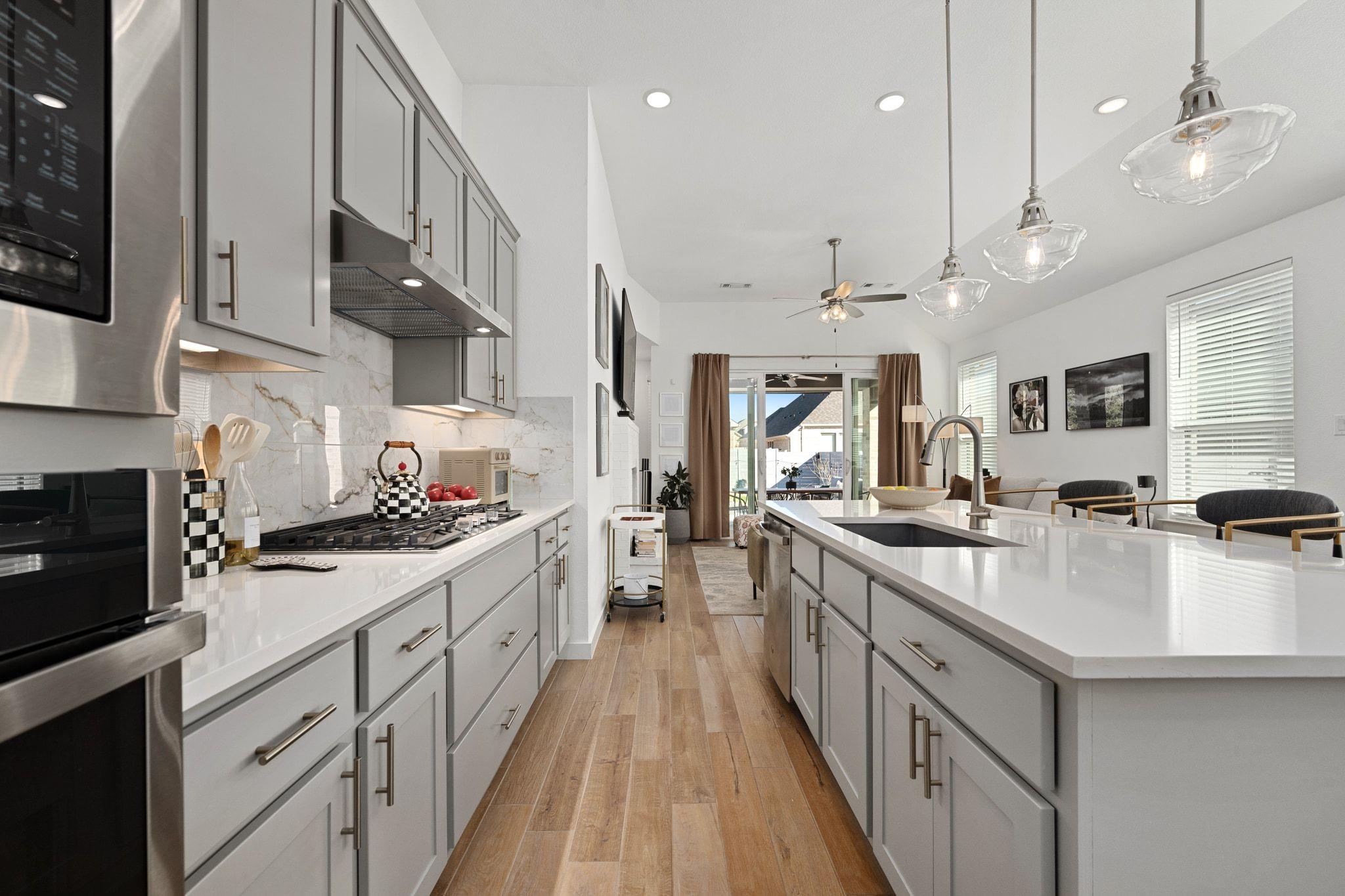 1201 Highcrest