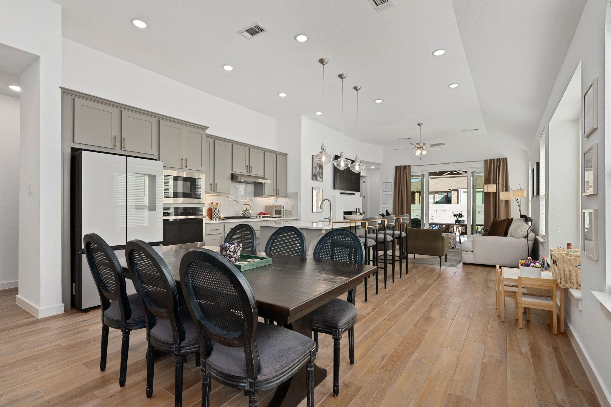 1201 Highcrest