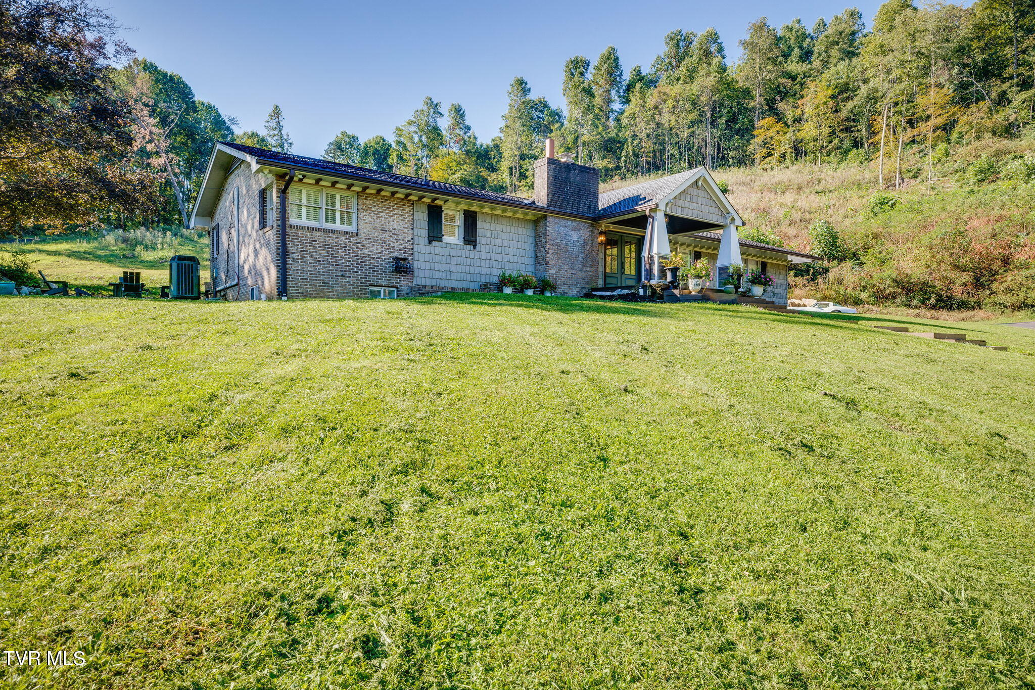 14614 Porterfield Highway