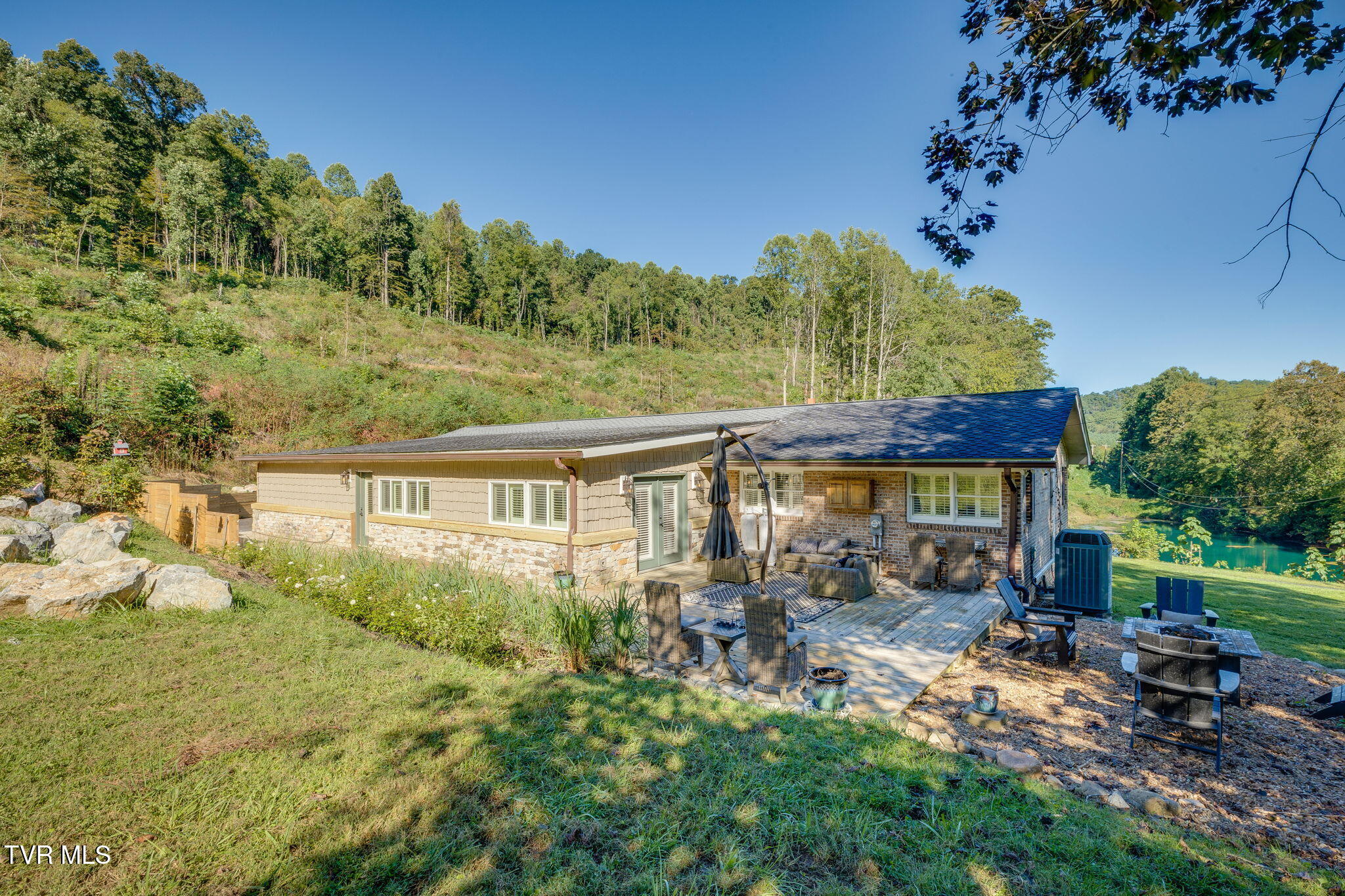 14614 Porterfield Highway