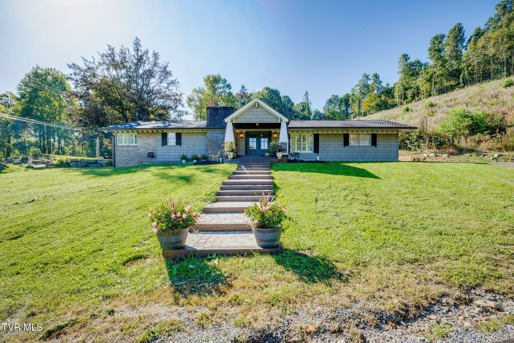14614 Porterfield Highway