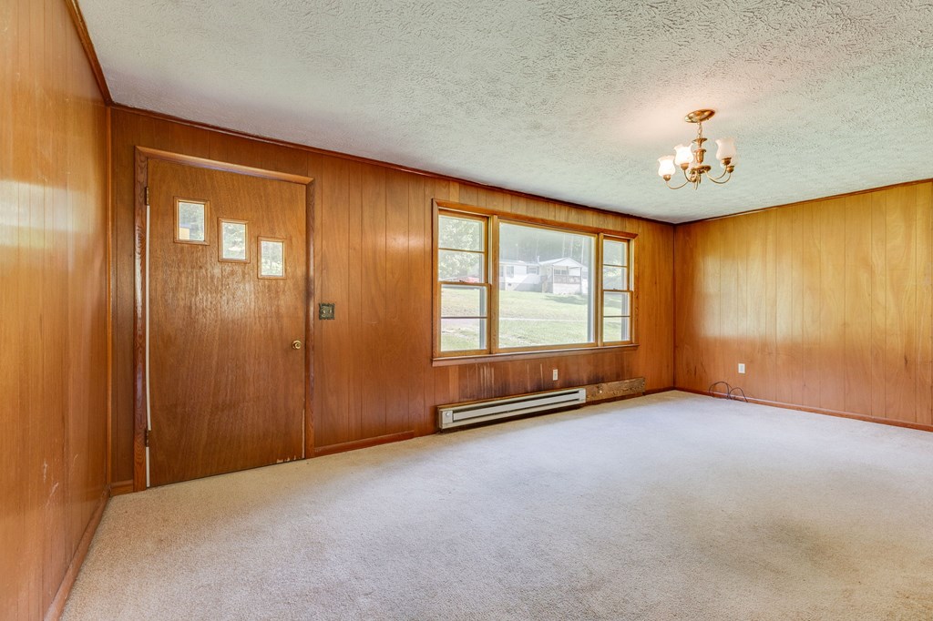 4668 Green Valley Rd