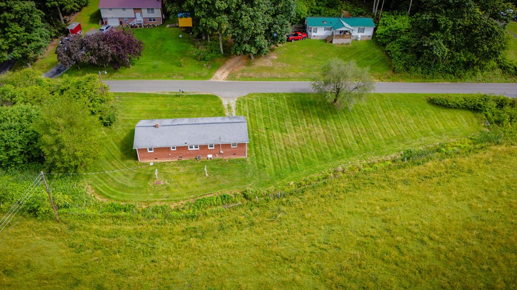 4668 Green Valley Rd
