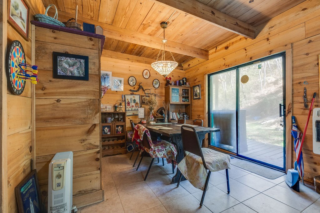 10158 River Mountain Rd