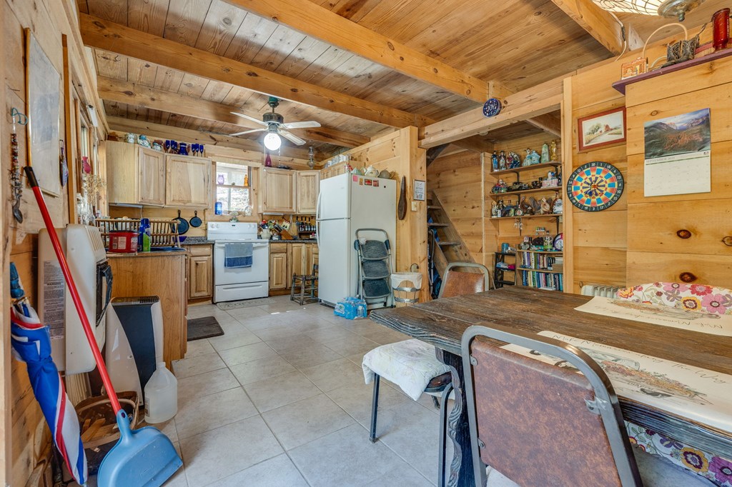 10158 River Mountain Rd