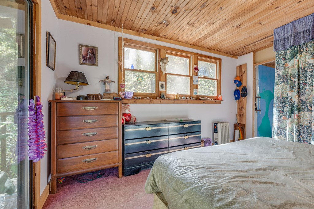 10158 River Mountain Rd