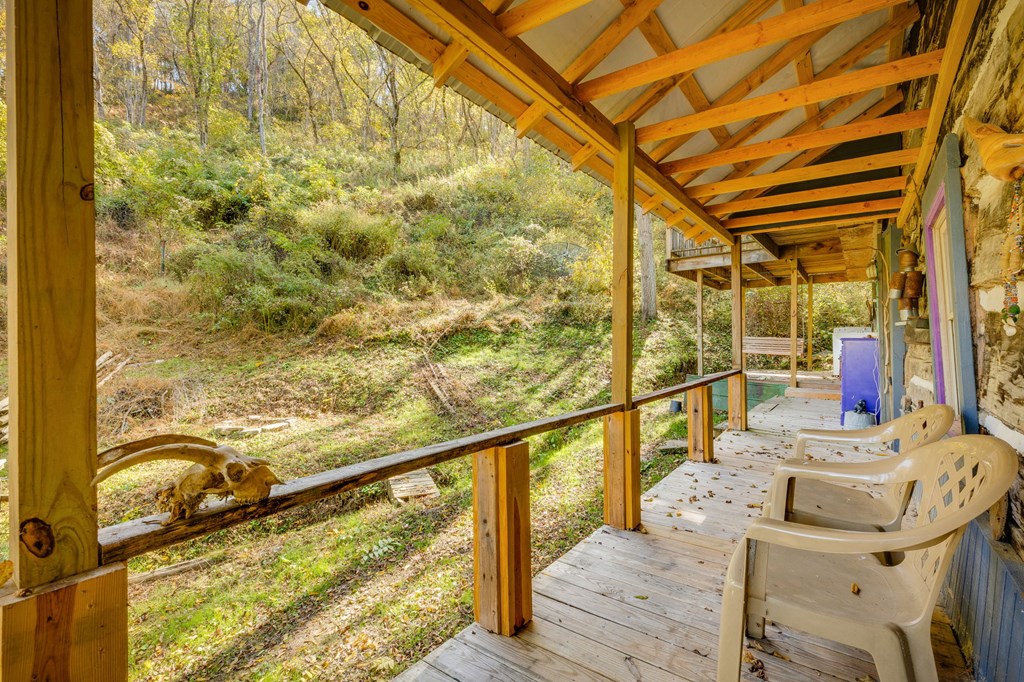 10158 River Mountain Rd
