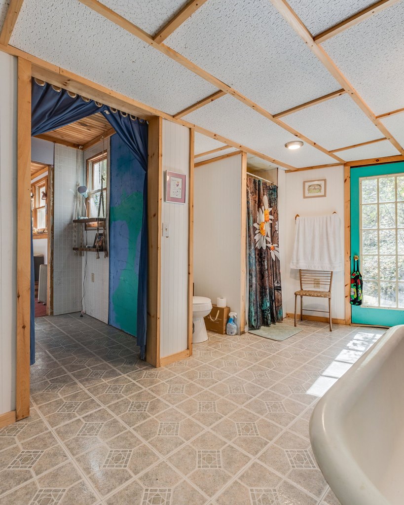 10158 River Mountain Rd