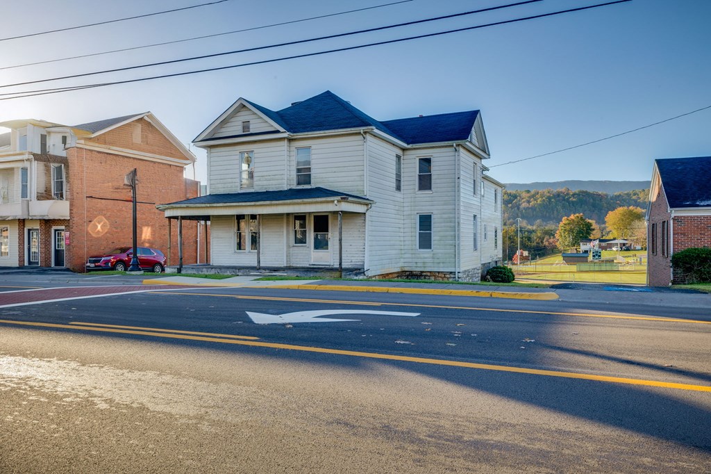 293 W Main Street