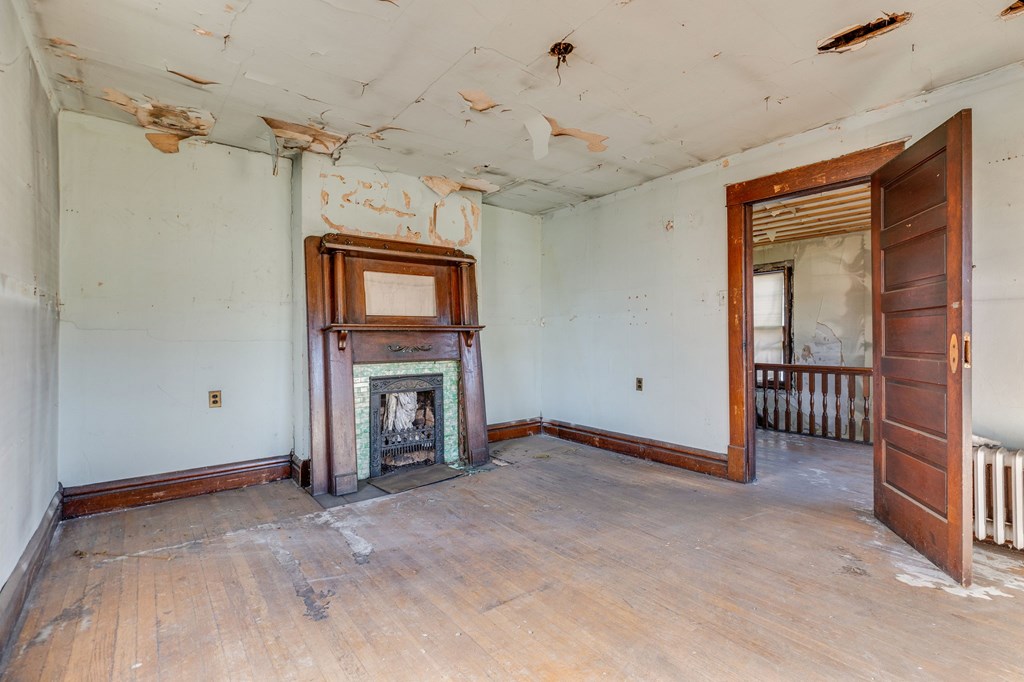 293 W Main Street