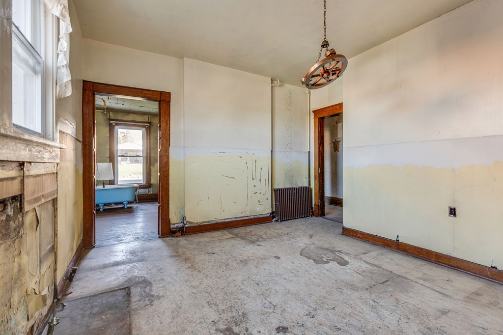 293 W Main Street