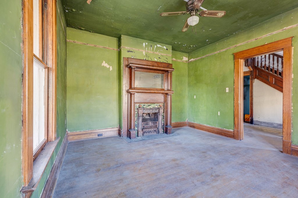 293 W Main Street