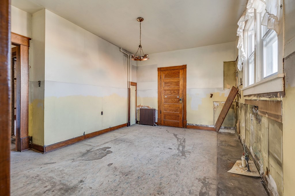 293 W Main Street