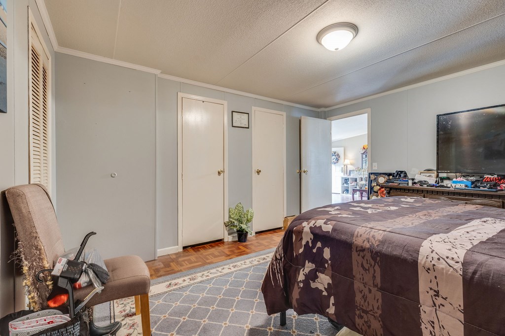 2497 Slate Creek Rd.