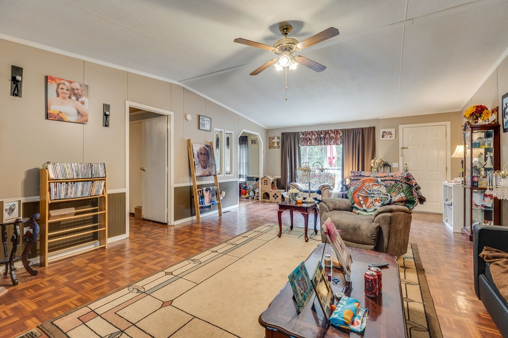 2497 Slate Creek Rd.