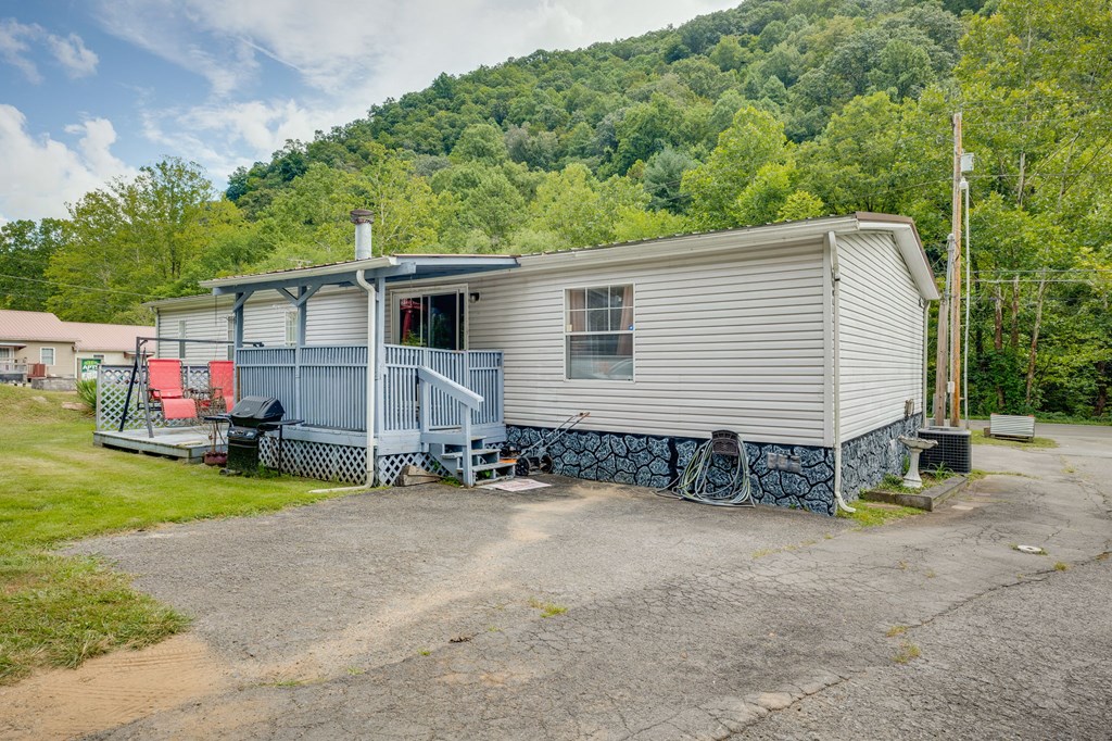 2497 Slate Creek Rd.