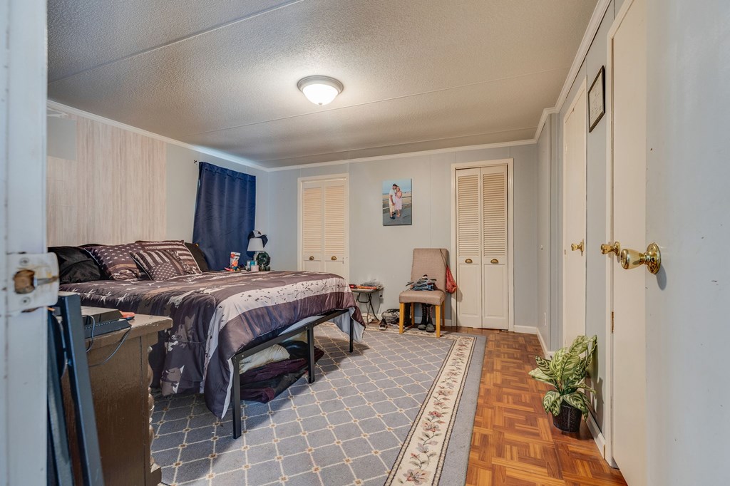2497 Slate Creek Rd.