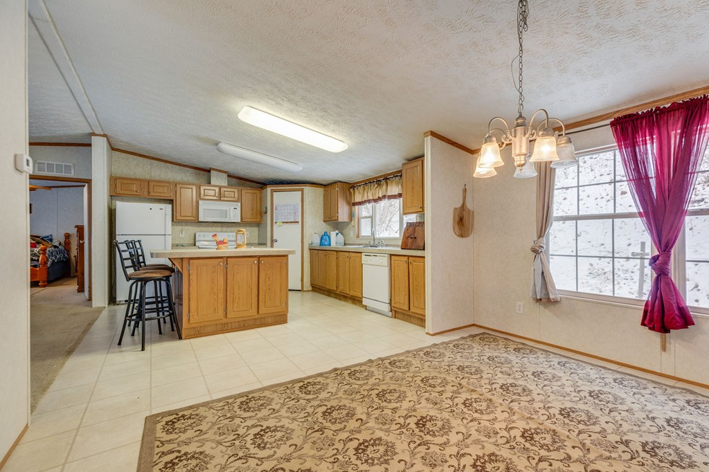 483 Long Branch
