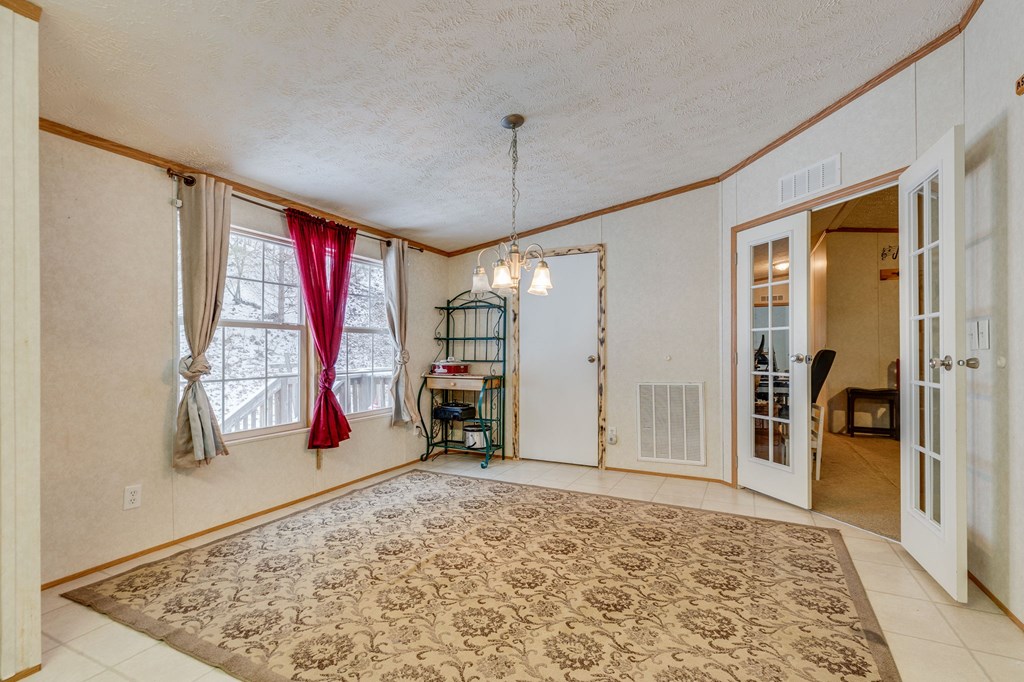 483 Long Branch