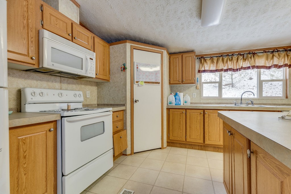 483 Long Branch