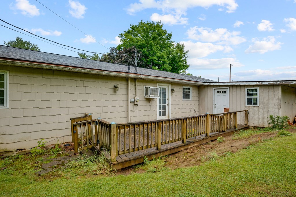 194 Circle Drive