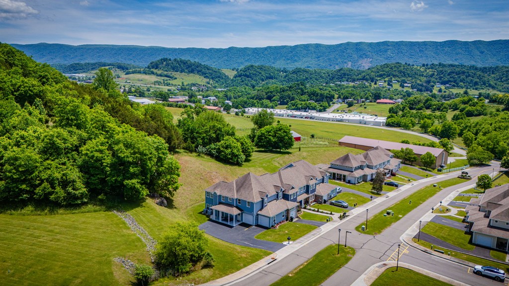 100 Gardenside Blvd