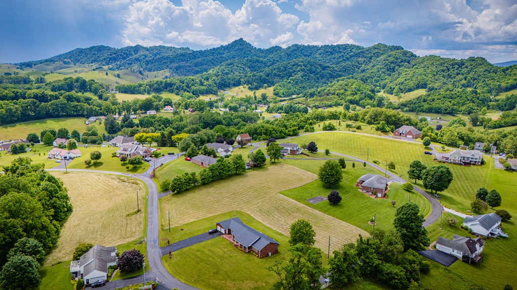 TBD Grand View Court