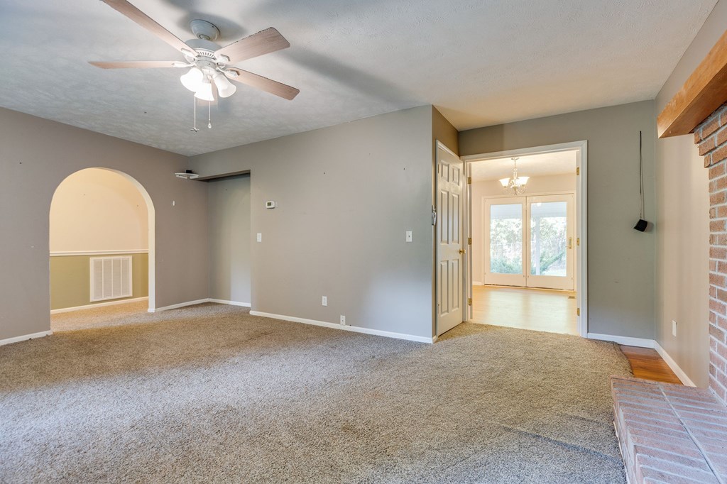 8775 Sandlick Rd