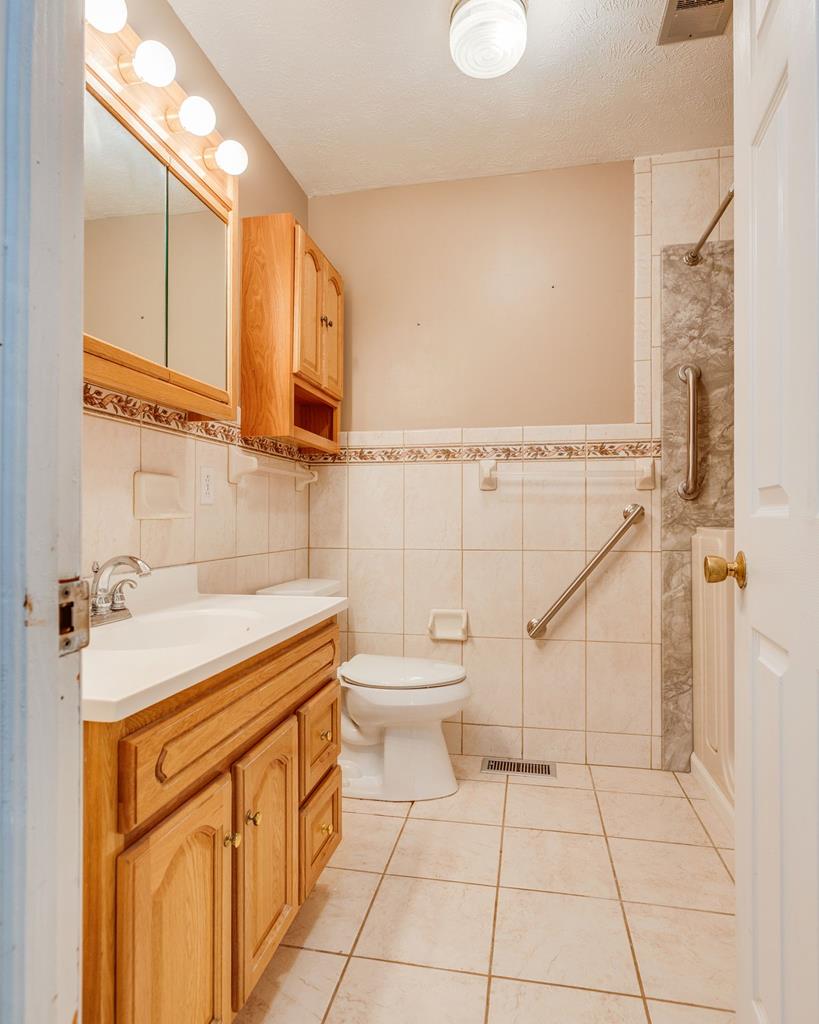 8775 Sandlick Rd