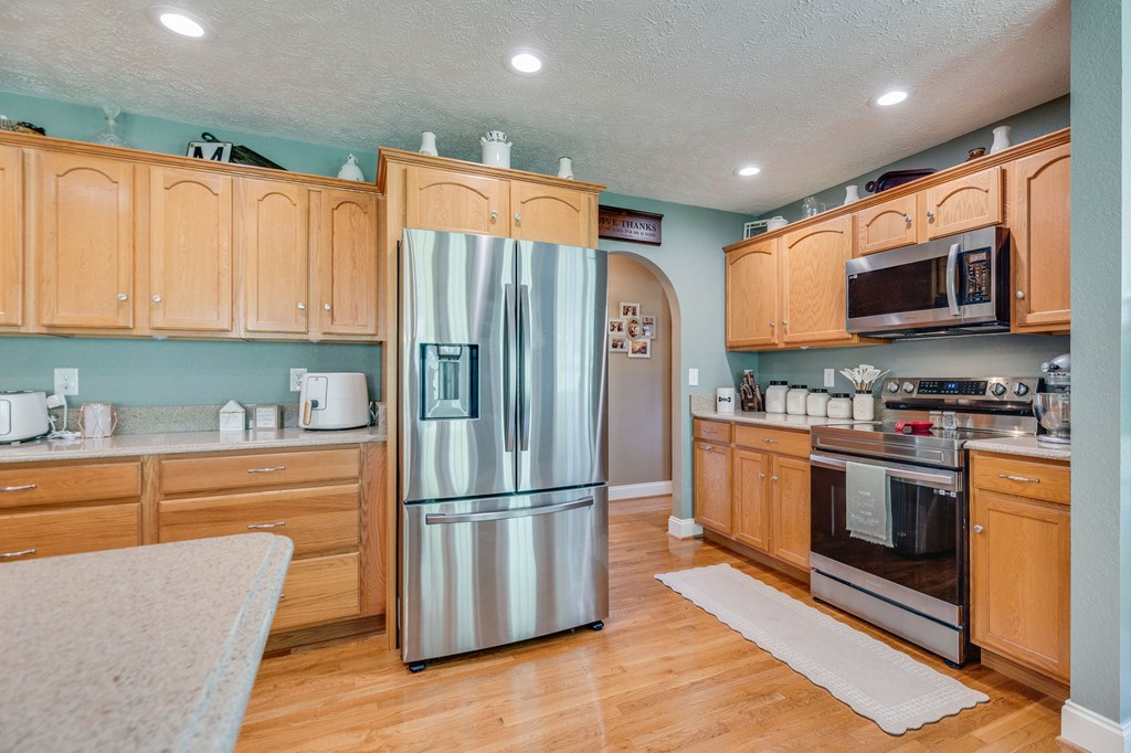 687 Donald C Moore Dr.