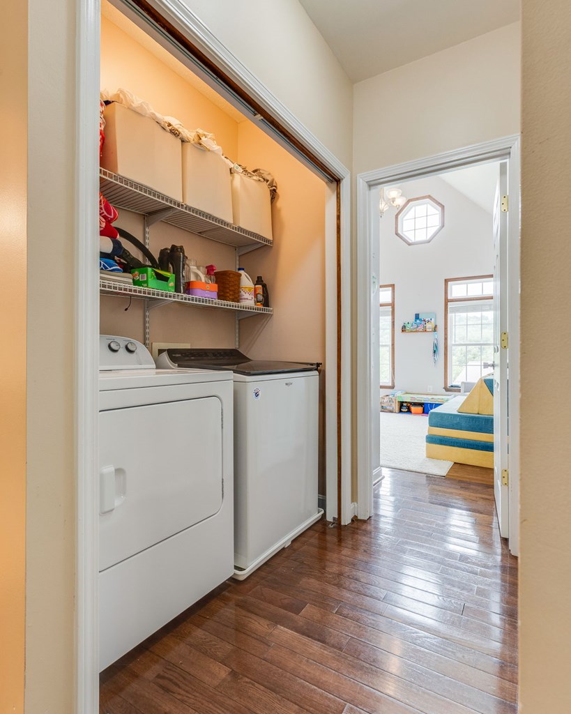 472 Evas Walk