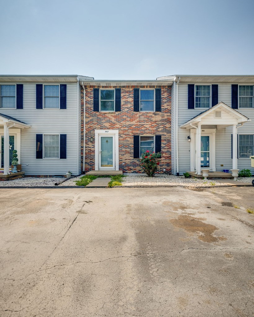 962 Maiden Street