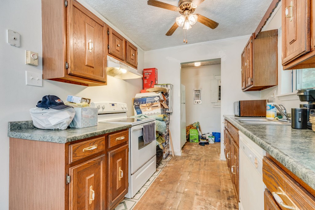1254 Mcguire Valley Road
