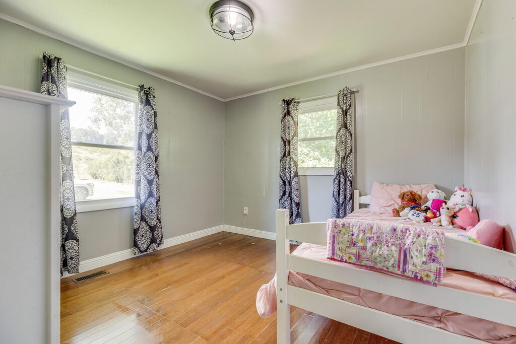 124 Henry Kiser Road