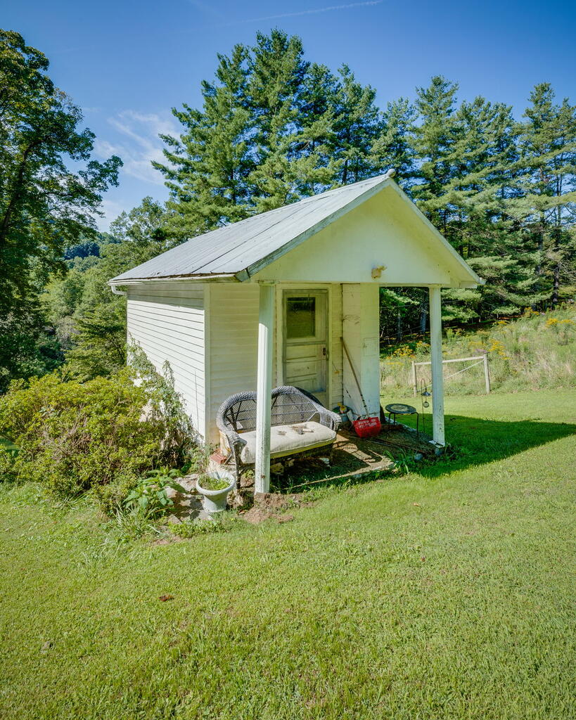 3808 Combs Ridge Road