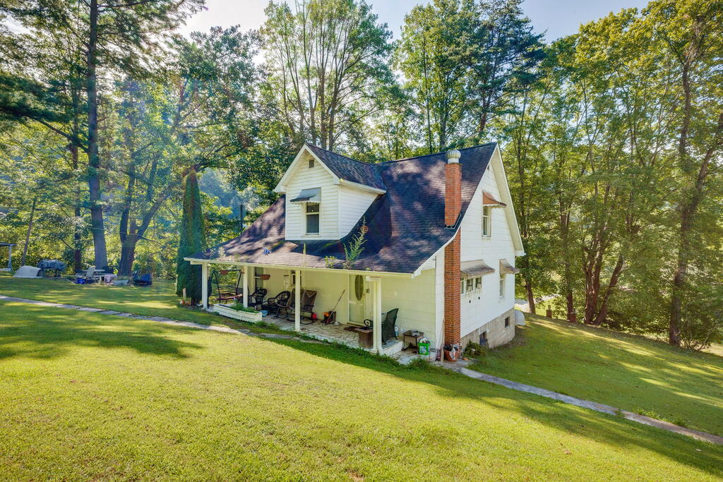 3808 Combs Ridge Road