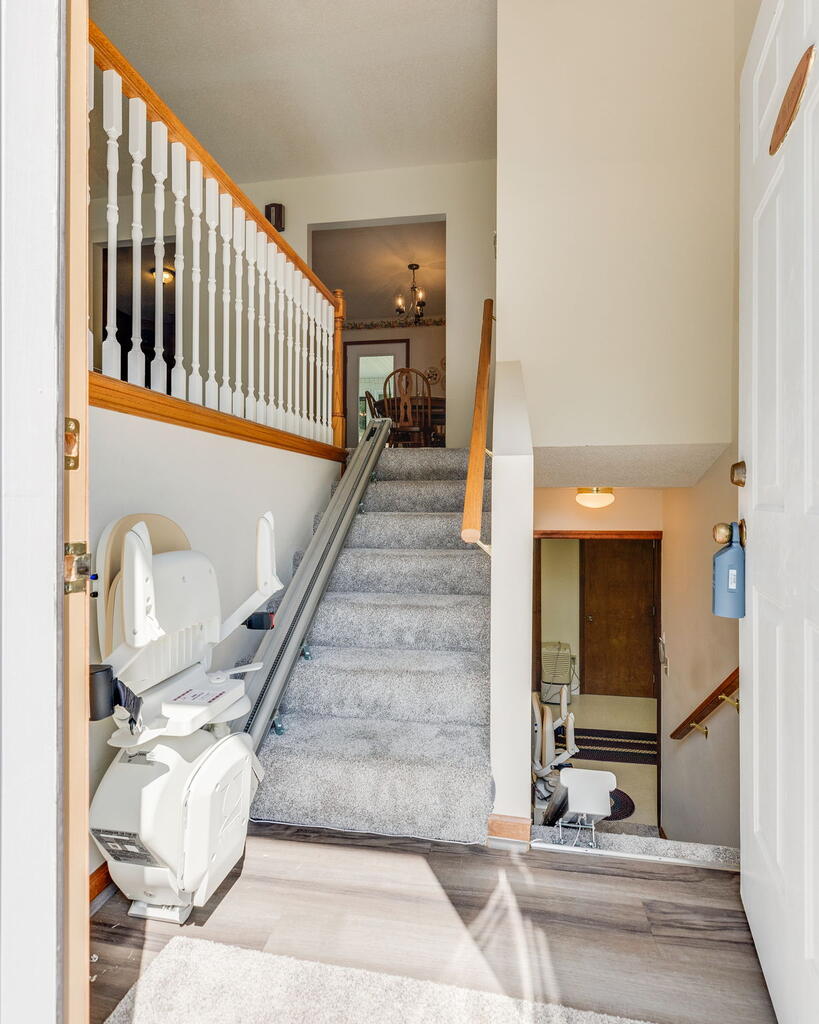 136 Fincastle Drive